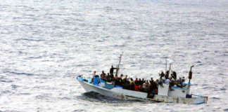 Refugees_on_a_boat